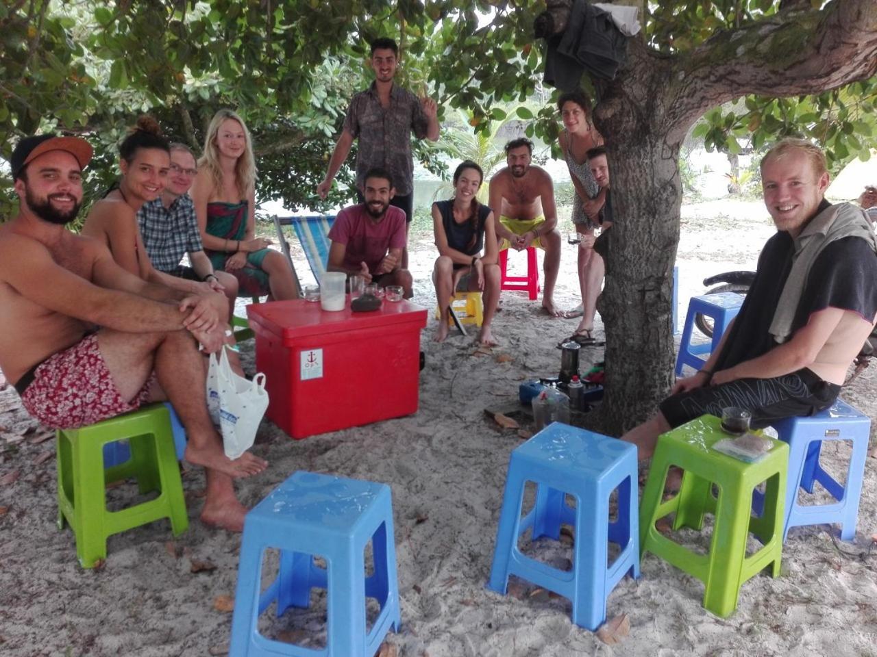 Kaoh Touch Sandbank Restaurant & Camping Koh Rong מראה חיצוני תמונה