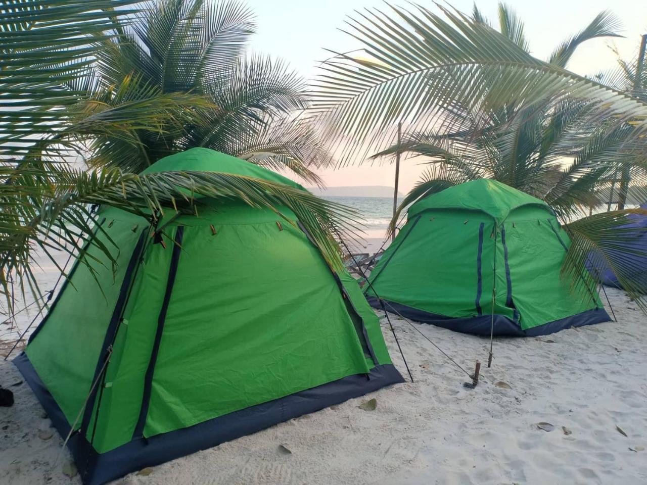 Kaoh Touch Sandbank Restaurant & Camping Koh Rong מראה חיצוני תמונה