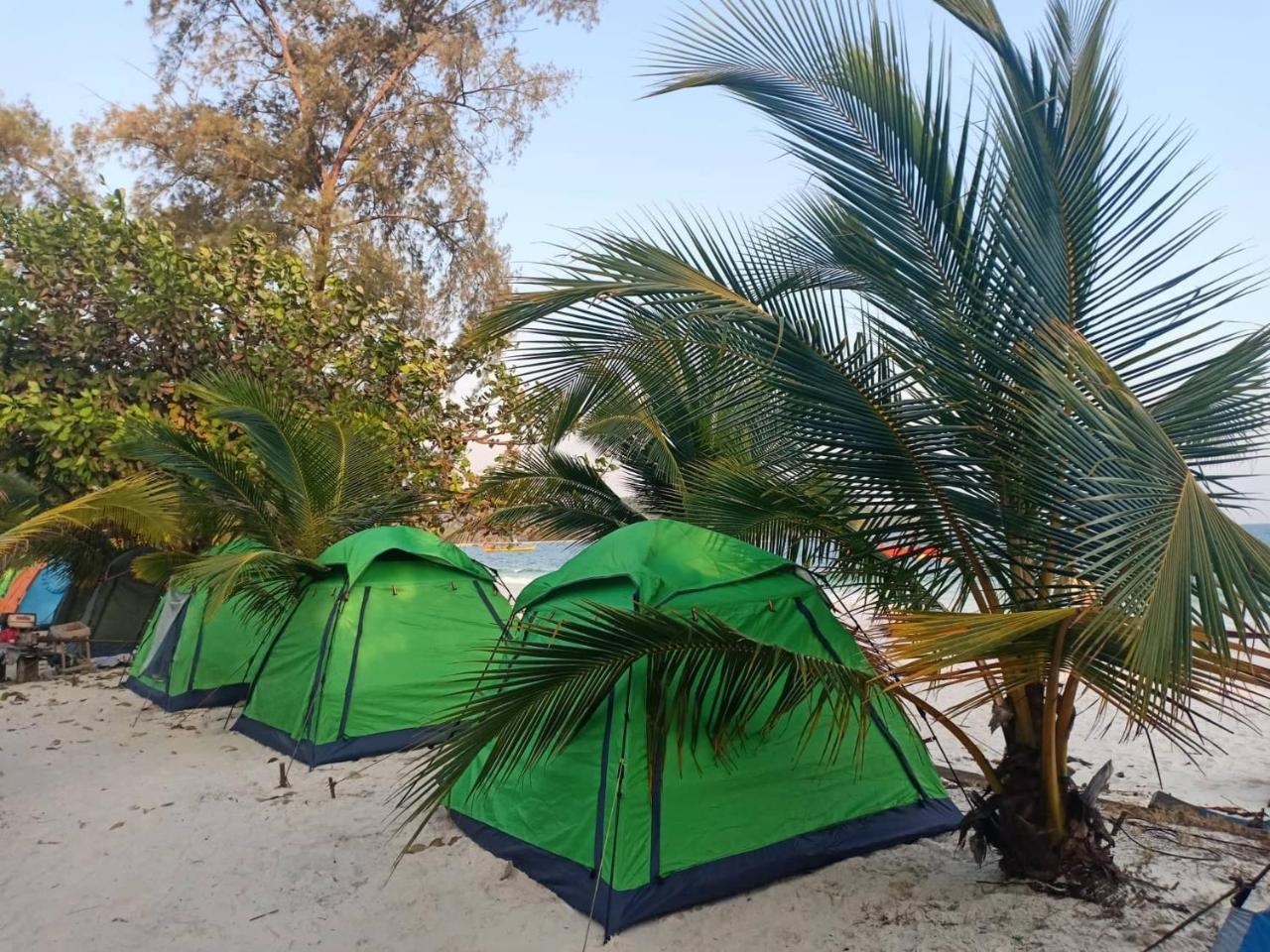 Kaoh Touch Sandbank Restaurant & Camping Koh Rong מראה חיצוני תמונה