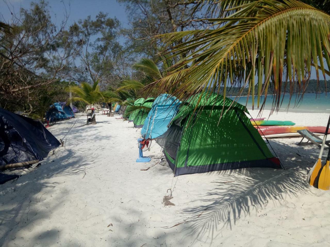 Kaoh Touch Sandbank Restaurant & Camping Koh Rong מראה חיצוני תמונה