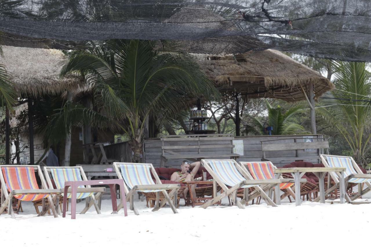 Kaoh Touch Sandbank Restaurant & Camping Koh Rong מראה חיצוני תמונה