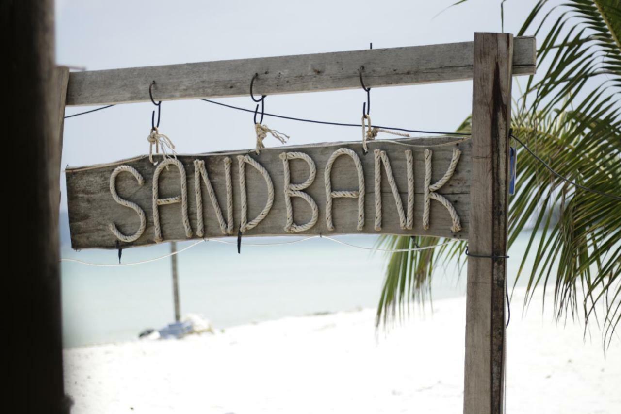 Kaoh Touch Sandbank Restaurant & Camping Koh Rong מראה חיצוני תמונה